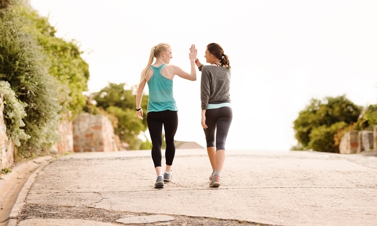 10 Benefits of Walking Every Day